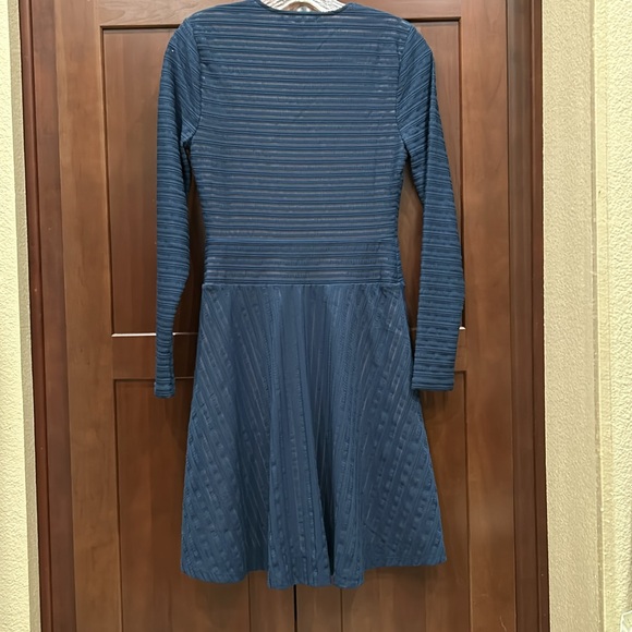 Ladies BCBG MAXAZRIA Midnight Blue Dress - Picture 3 of 12
